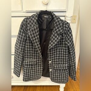 Missguided Black and White Houndstooth Blazer